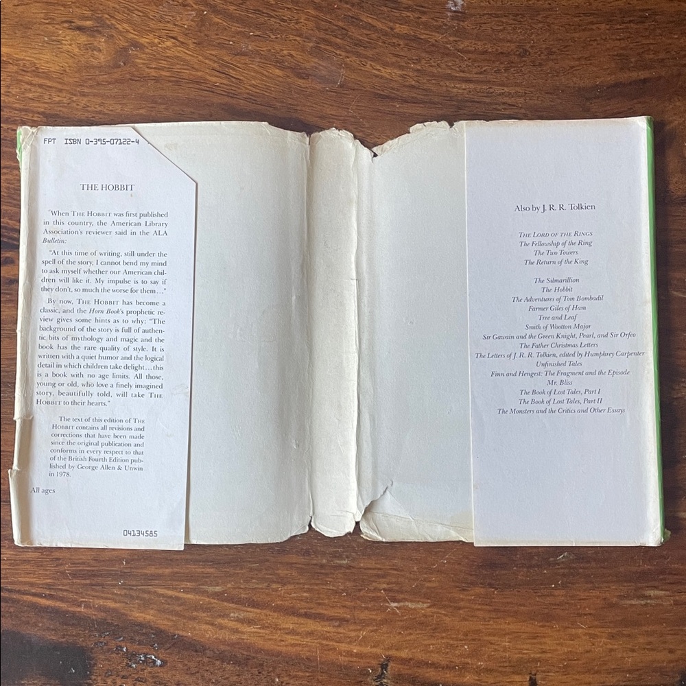 Vintage Tolkien THE HOBBIT Green Hardcover Book with Original Dust Jacket 80s - Picture 15 of 16